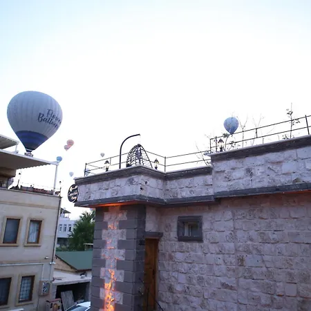 Capavista Cave House *