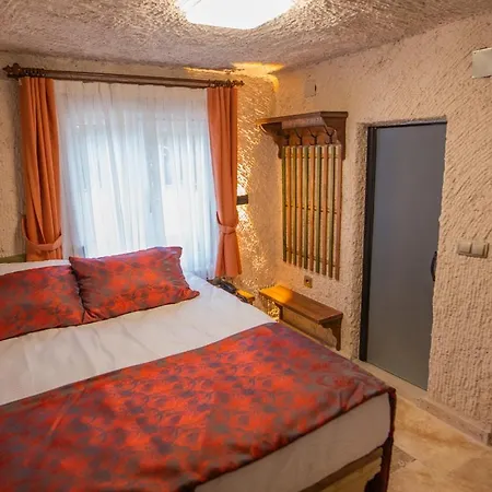 Capavista Cave House B&B