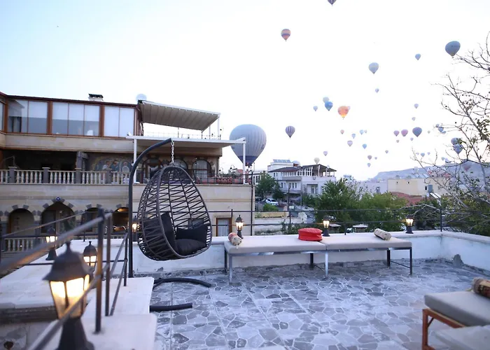 Capavista Cave House *