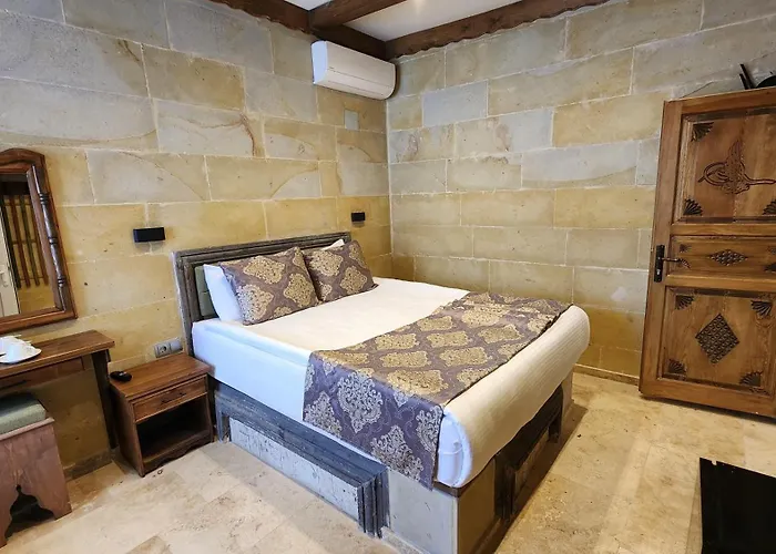 Capavista Cave House *